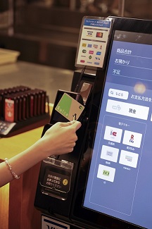 タッチパネル券売機での厨房効率化・非接触ソリューション